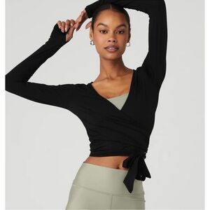 Alo Wrap Escalate Top in Black